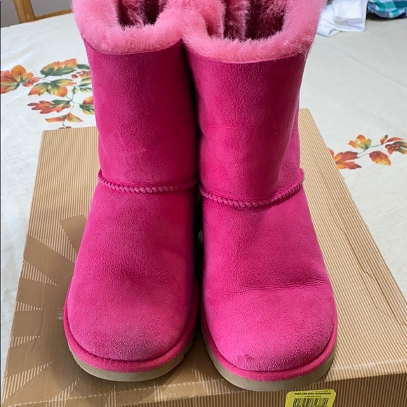 UGG boots: youth pink Bailey bow - Picture 7 of 12